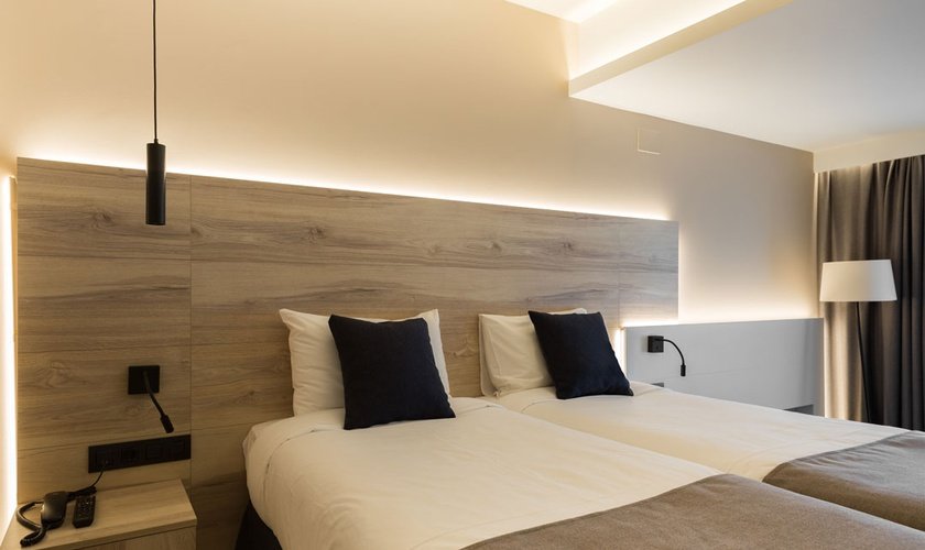 Double + 1 extra bed superior Montarto Hotel Baqueira Beret