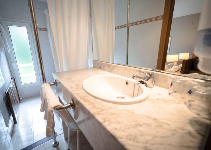 Double + 1 lit supplémentaire Hôtel Montarto Baqueira Beret Double + 1 lit supplémentaire Hôtel Montarto Baqueira Beret