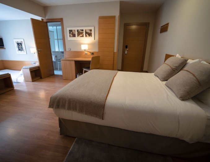 Chambre quadruple Hôtel Montarto Baqueira Beret Chambre quadruple Hôtel Montarto Baqueira Beret