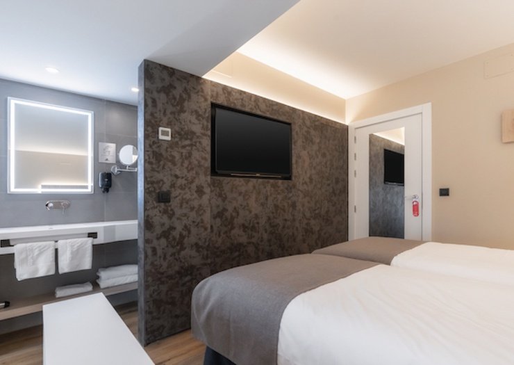 Dobles contiguas superiores Hotel Montarto Baqueira Beret Dobles contiguas superiores Hotel Montarto Baqueira Beret