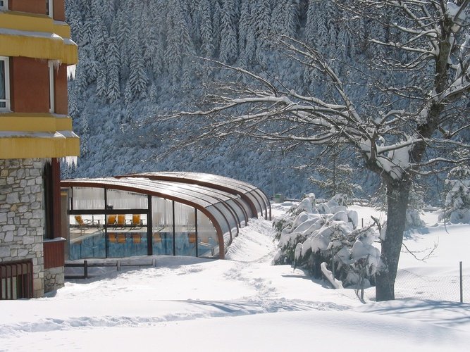 Winter pool Montarto Hotel Baqueira Beret