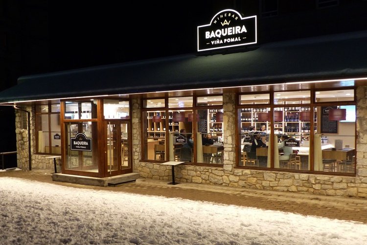 Baqueira wine bar Montarto Hotel Baqueira Beret