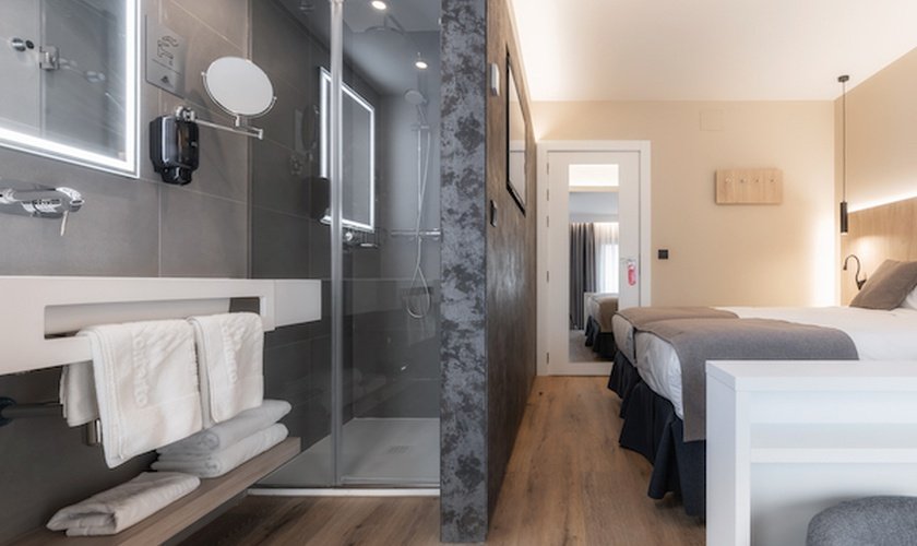 Superior double Montarto Hotel Baqueira Beret Superior double Montarto Hotel Baqueira Beret