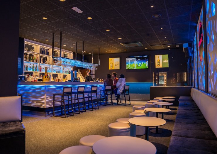 Drinkery sports bar Hotel Montarto Baqueira Beret Drinkery sports bar Hotel Montarto Baqueira Beret