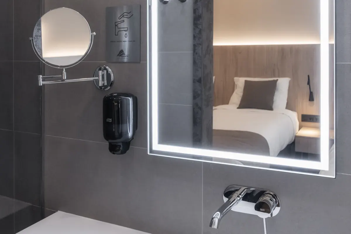 Double + Extra bed Montarto Hotel Baqueira Beret Double + Extra bed Montarto Hotel Baqueira Beret