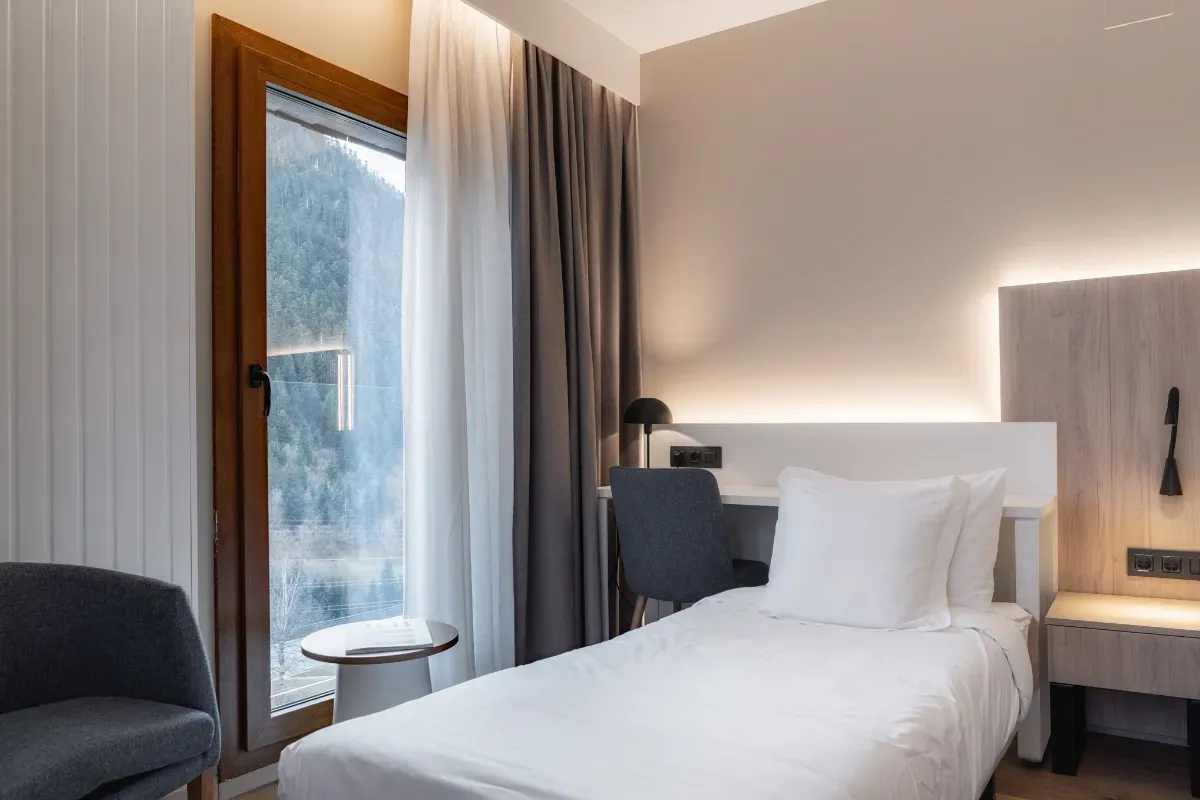 Double + Extra bed Montarto Hotel Baqueira Beret Double + Extra bed Montarto Hotel Baqueira Beret